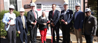 Charles Schwab Foundation gift to enhance UGA financial planning program